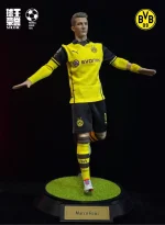 Custom 1/6 Marco Reus Football Figure – Borussia Dortmund Legends Edition - Image 9
