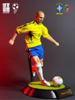 Custom 1/6 Roberto Carlos Football Figure – Brazil 2002 World Cup Legends Set - Image 9