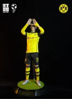 Custom 1/6 Marco Reus Football Figure – Borussia Dortmund Legends Edition - Image 7