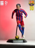 Custom 1/6 Ronaldinho Football Figure – FC Barcelona Legends Set - Image 4