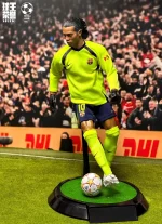Custom 1/6 Ronaldinho Gaúcho Football Figure – FC Barcelona Classic Away Kit Legends Edition - Image 5
