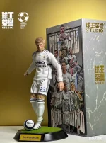 Custom 1/6 David Beckham Football Figure – Real Madrid CF Galácticos Era Hair-Transplant Legends Edition