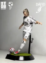 Custom 1/6 David Beckham Football Figure – Real Madrid CF Galácticos Era Hair-Transplant Topknot Legends Edition - Image 5