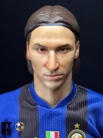 Custom 1/6 Zlatan Ibrahimović Football Figure – Inter Milan Home Kit Legends Edition - Image 5