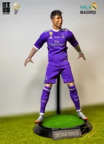Custom 1/6 Cristiano Ronaldo Football Figure – Real Madrid 2017 Champions League Final Purple Kit Hair-Transplant Edition - Image 6