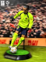 Custom 1/6 Ronaldinho Gaúcho Football Figure – FC Barcelona Classic Away Kit Legends Edition - Image 3