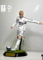 Custom 1/6 David Beckham Football Figure – Real Madrid CF Galácticos Era Hair-Transplant Legends Edition - Image 4