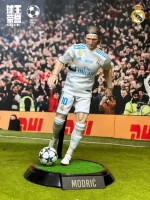 Custom 1/6 Luka Modrić Football Figure – Real Madrid Hair-Transplant Legends Edition - Image 7