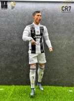 Custom 1/6 Cristiano Ronaldo Football Figure – Juventus Champions League Hat-Trick Rooted Hair Edition - Image 6